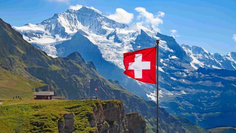 G3CFO is Switzerland